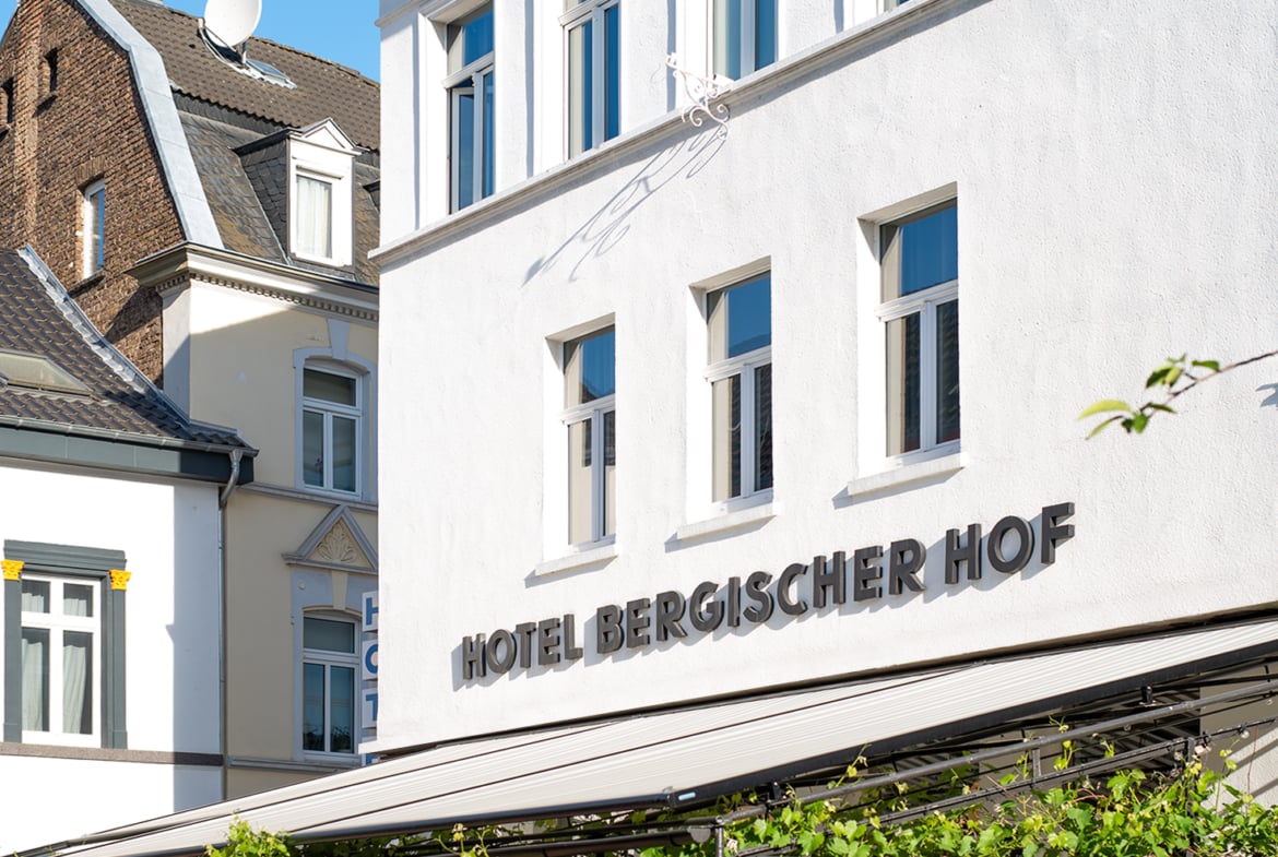 Hochzeitsfeier im Jules Verne Königswinter