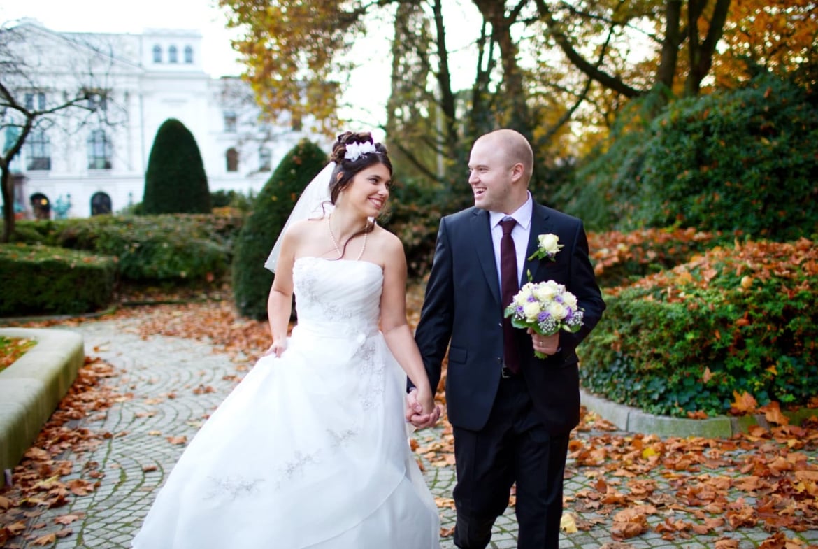 Gefühlvolle und kreative Hochzeitsreportagen & individuelle Hochzeitsportaits mit Herz