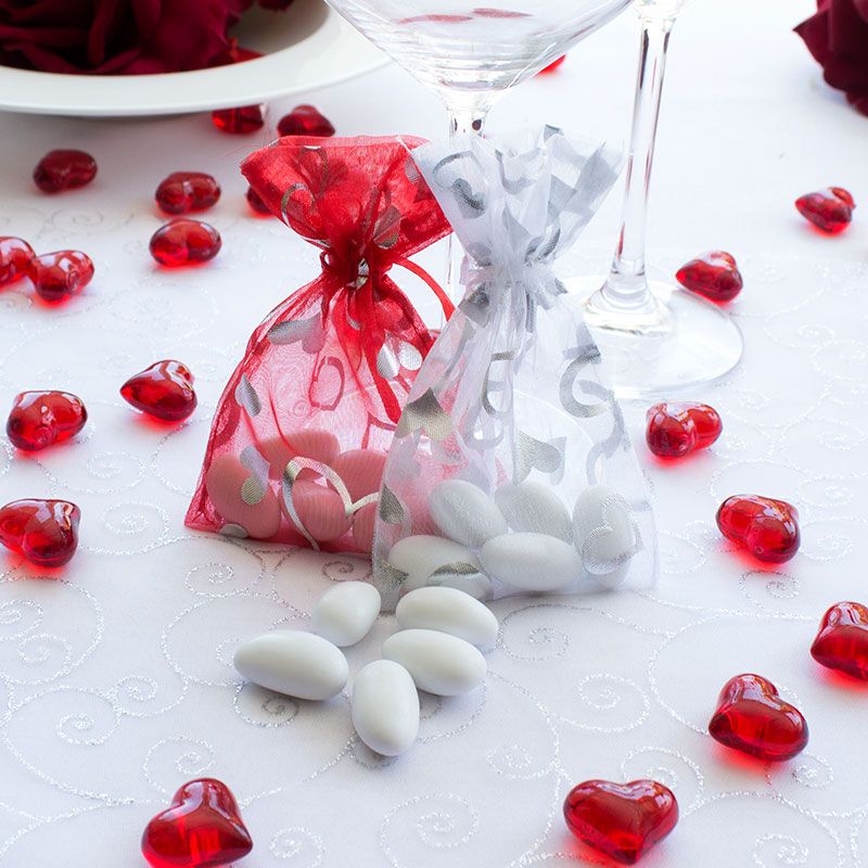 Hochzeitsmandeln mit Organzasaeckchen weiss mit Herzen
