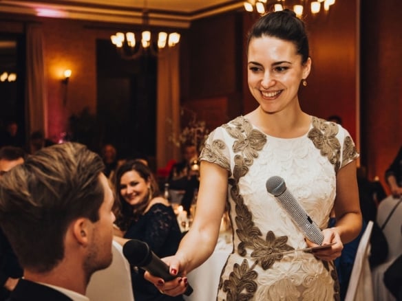 Freie Rednerin & Hochzeitsmoderatorin: Katja Sing