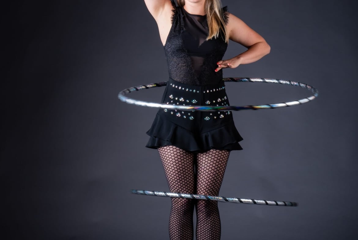 Eine unvergessliche Tanzshow mit LED Hula Hoop Reifen