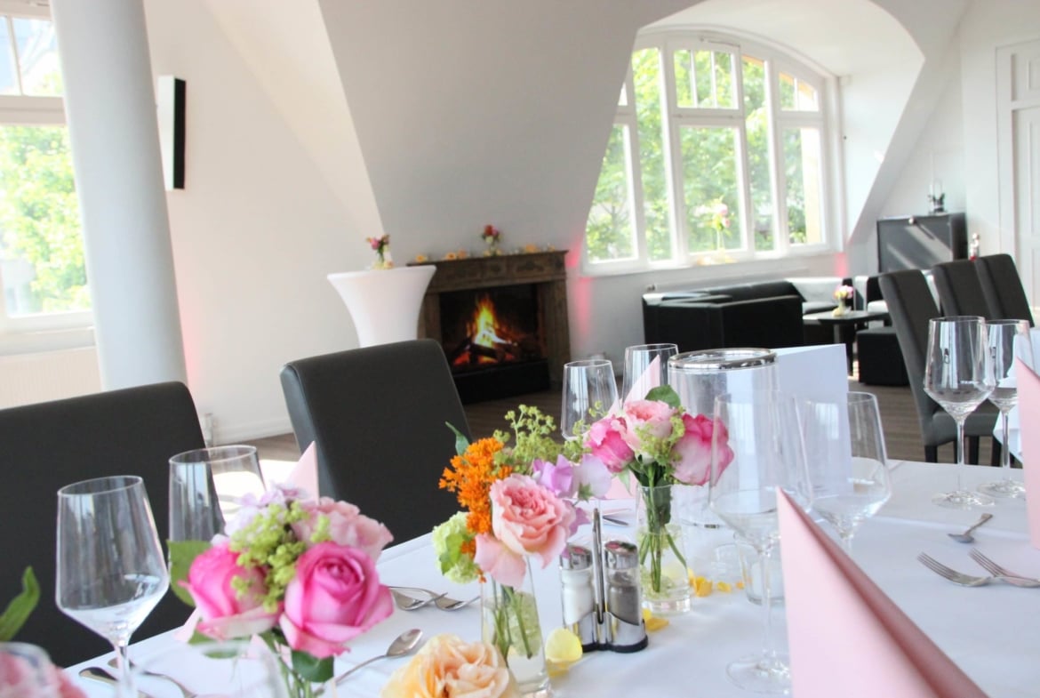 Elbe Hafen – Traumhochzeit in der Panorama Lounge Hamburg