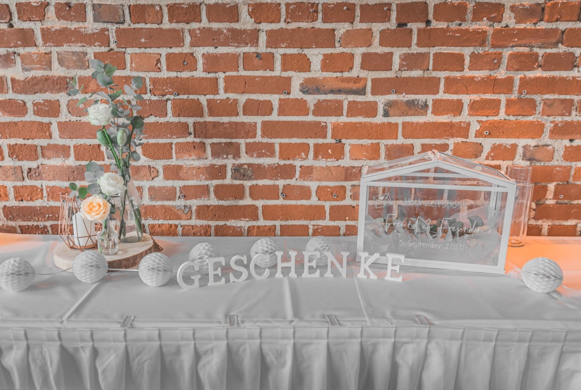 Euer TRAUMTAG – Hochzeit im alten Leuchtenbau