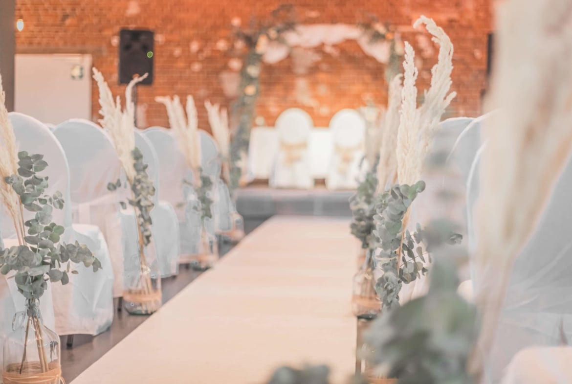 Euer TRAUMTAG – Hochzeit im alten Leuchtenbau
