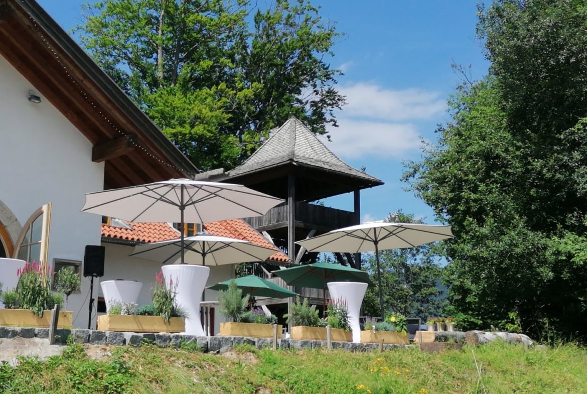 INSEL IM SCHLIERSEE EVENT-LOCATION IN BEEINDURCKENDER NATUR