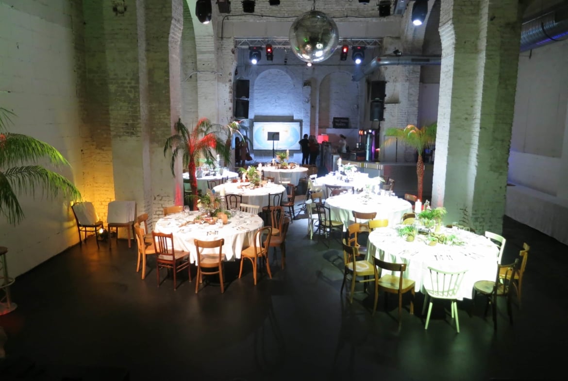Hochzeit feiern im Bogen 2