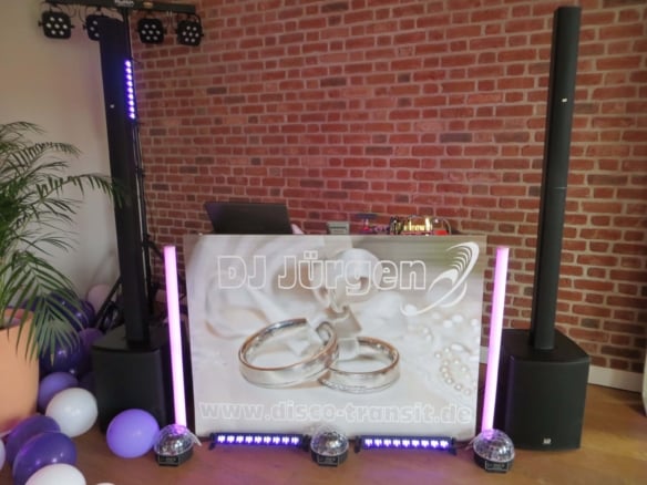 Hochzeits-DJ und mobile Disco mit kompletter Licht-, Laser- und Tontechnik