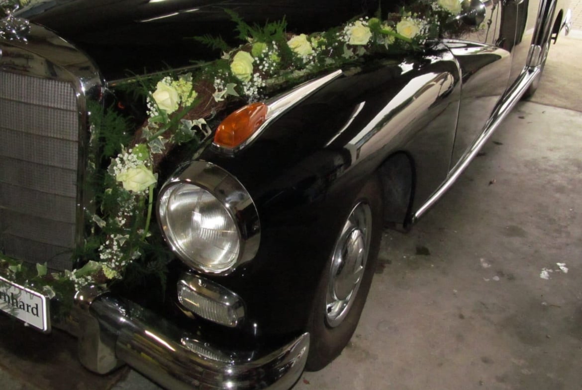 Kaiserblüte Florale Dekorationen für alle Feste, Hochzeiten, Firmenfeste, Eventfloristik, Blumendeko