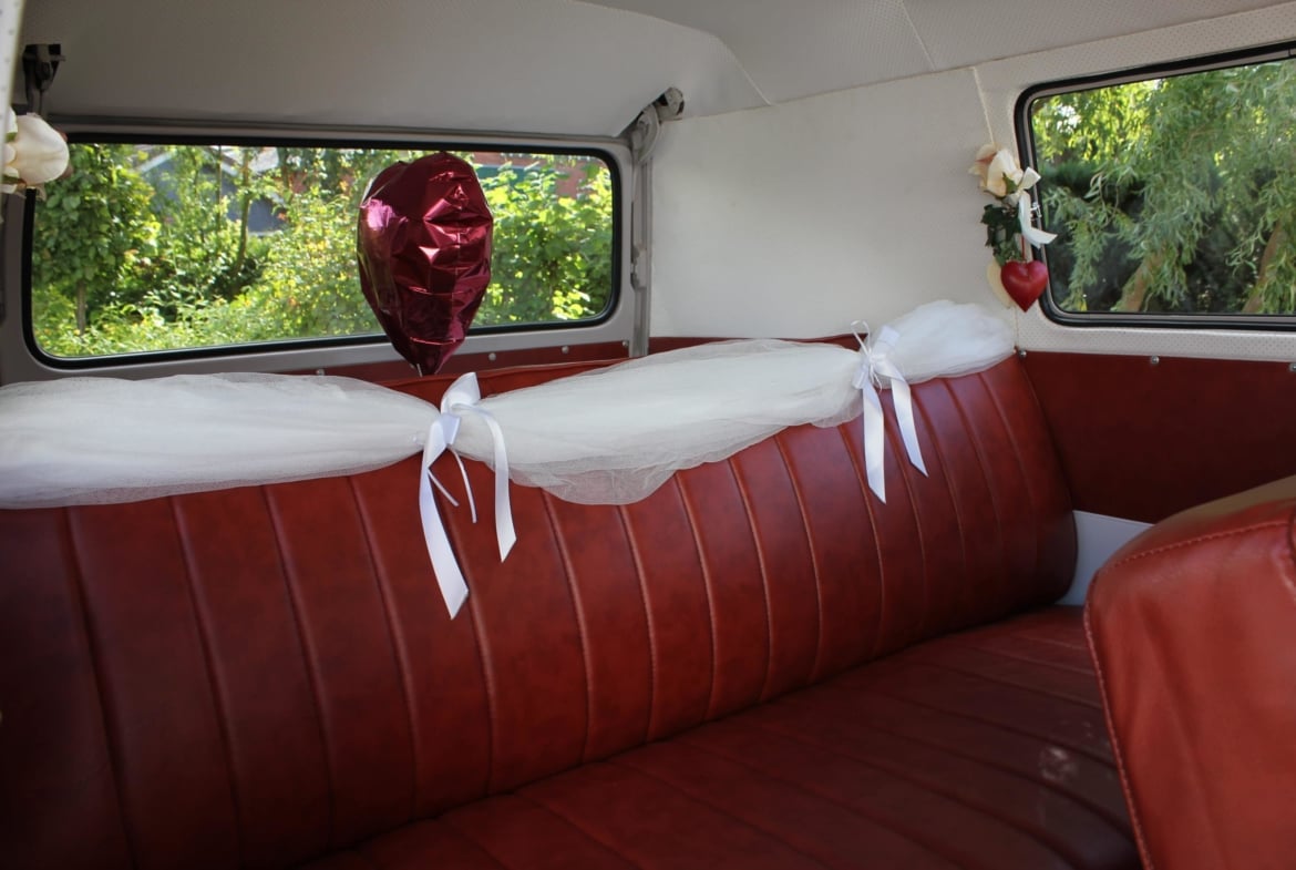 Oldtimer für Ihre Hochzeit VW Bulli, Cadillac oder Limousine
