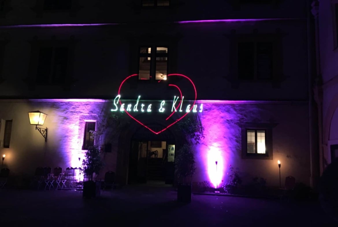 Lasershow zur Hochzeit von PTC Laser