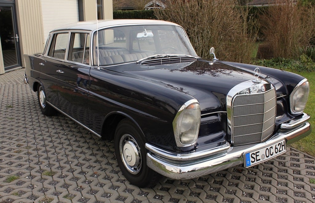 Oldtimer für Ihre Hochzeit VW Bulli, Cadillac oder Limousine