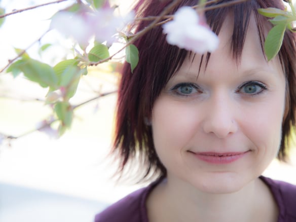 Freie Rednerin und Hochzeitssängerin Isabell Haase