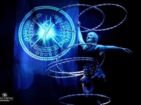 Eine unvergessliche Tanzshow mit LED Hula Hoop Reifen