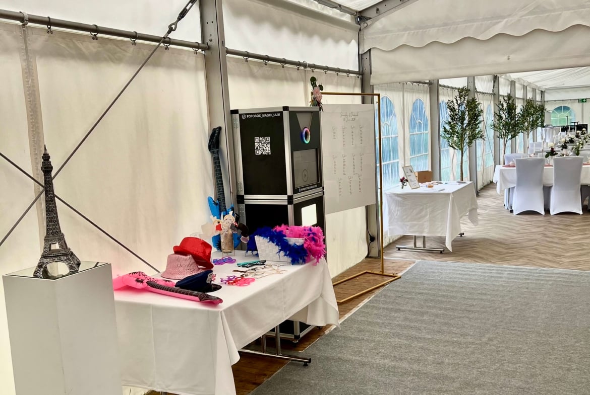 Premium Fotobox Ulm – Sofortdruck, Layout & Fotobuch