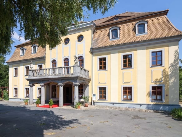 Hochzeit & Trauung im Schloss Nedaschütz