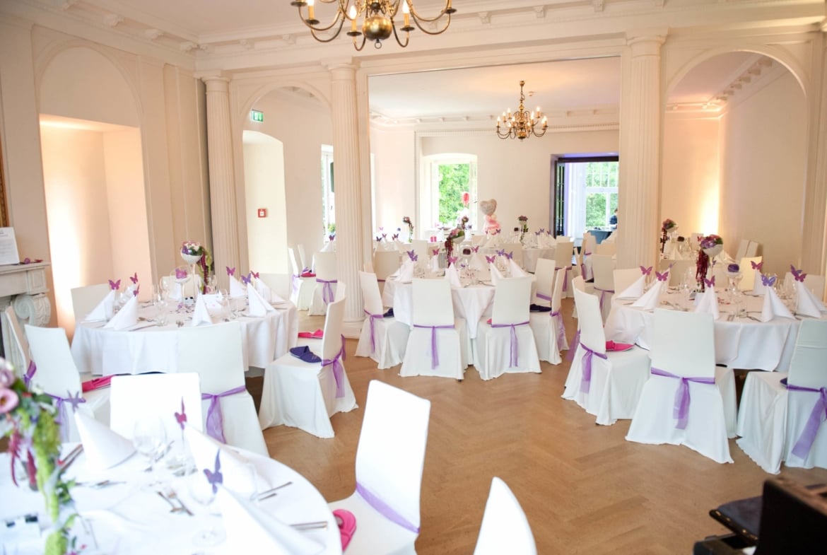 Hochzeit im romantischen Schloss