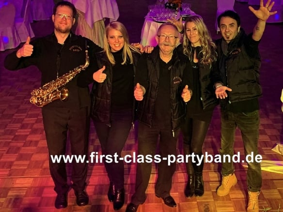 FIRST CLASS PARTYBAND Music For All Generations
