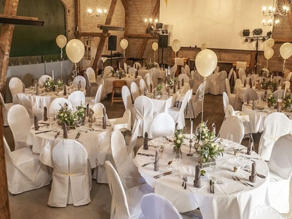 Hochzeit in der Scheune