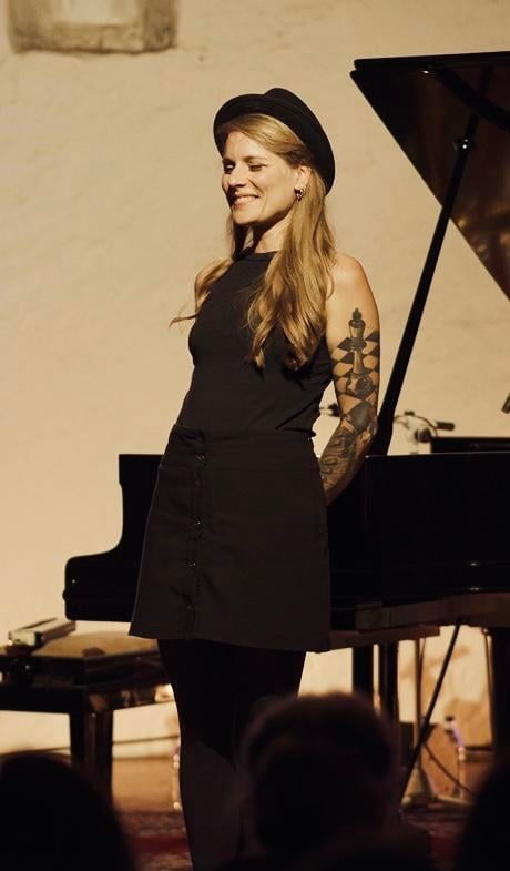 Laura Braun | Hochzeitssängerin & Pianistin