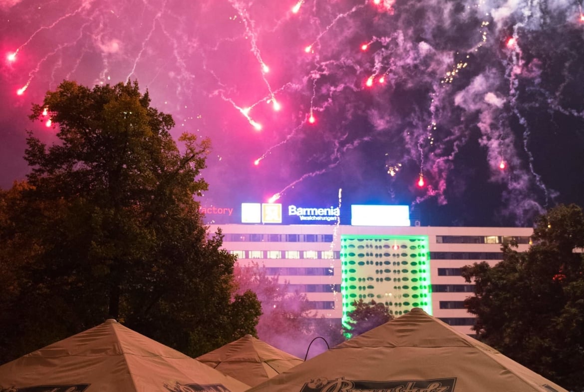 Deine Hochzeitsfeier unterm Sternenhimmel