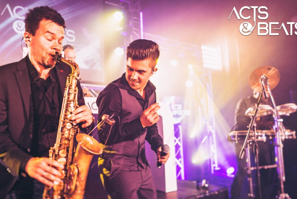 Deejay + Sängerin | Acts & Beats