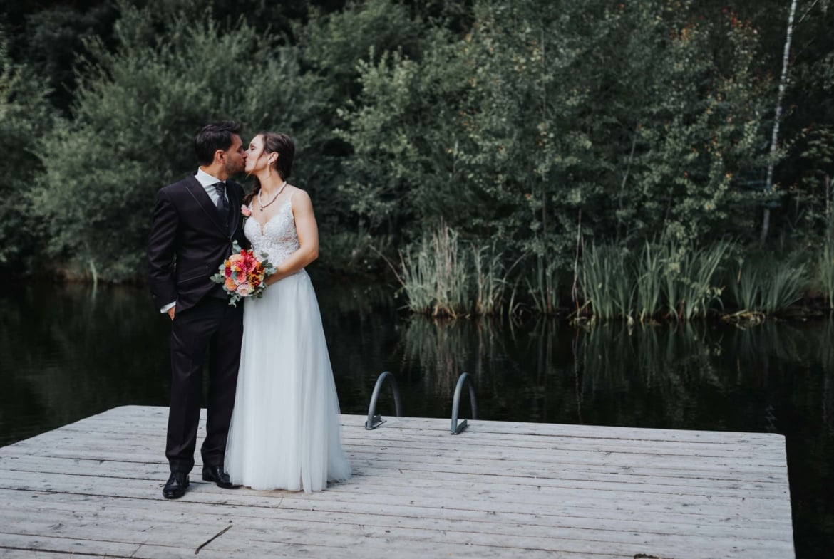 Feiern Sie Ihre Hochzeit romantisch in grüner Idylle!