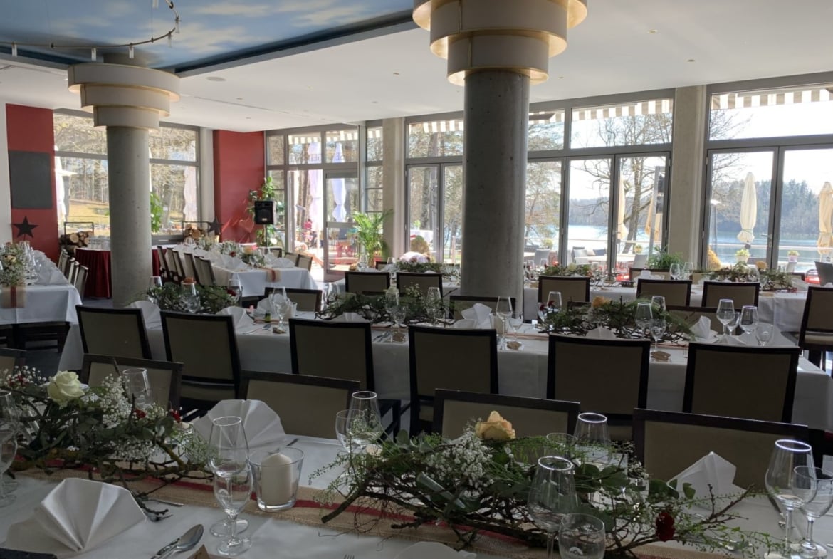 Hochzeit und Feier direkt am See