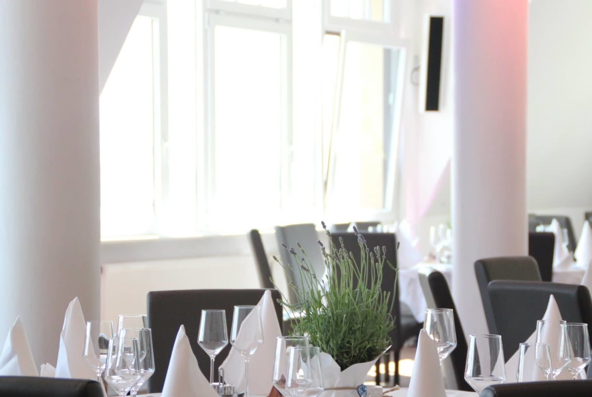 Elbe Hafen – Traumhochzeit in der Panorama Lounge Hamburg
