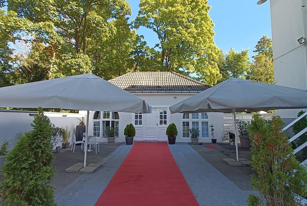 Phantastische Eventvilla im Herzen des Rheinlands