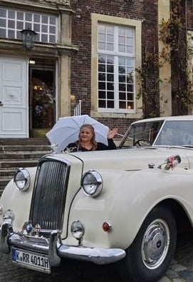 Hochzeitsauto in weiss Princess-Rolls Royce mit Driver oder Fotografen
