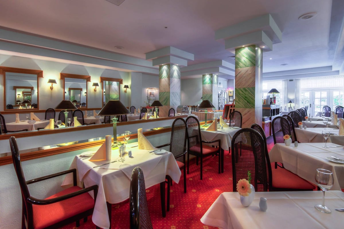 Restaurant-2