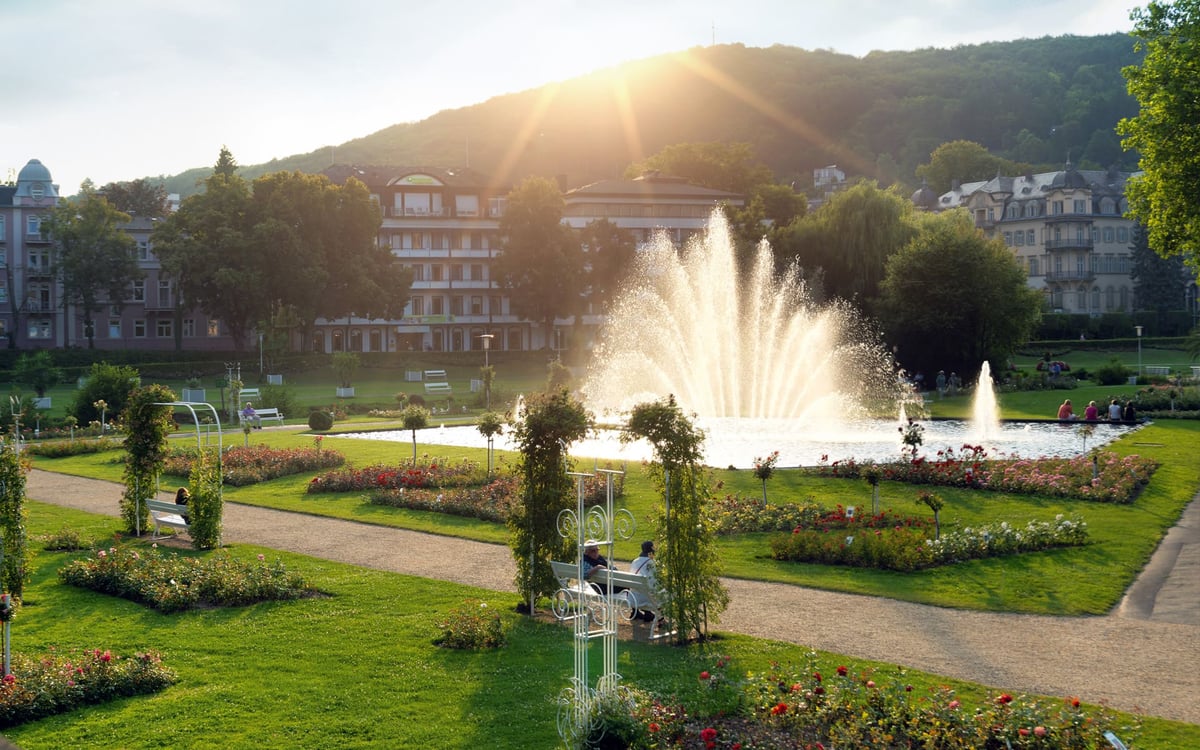 Rosengarten-c-Bayer.-Staatsbad-Bad-Kissingen-GmbH_Foto-Dominik-Marx-1