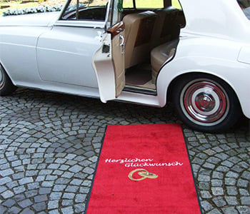 Ein Hochzeitsbus oder Hochzeitsauto von Apollo Oldtimer