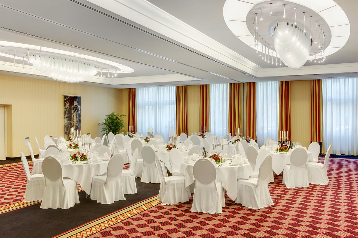 SHR_Dresden_DeSaxe_Festsaal_2683-a-1