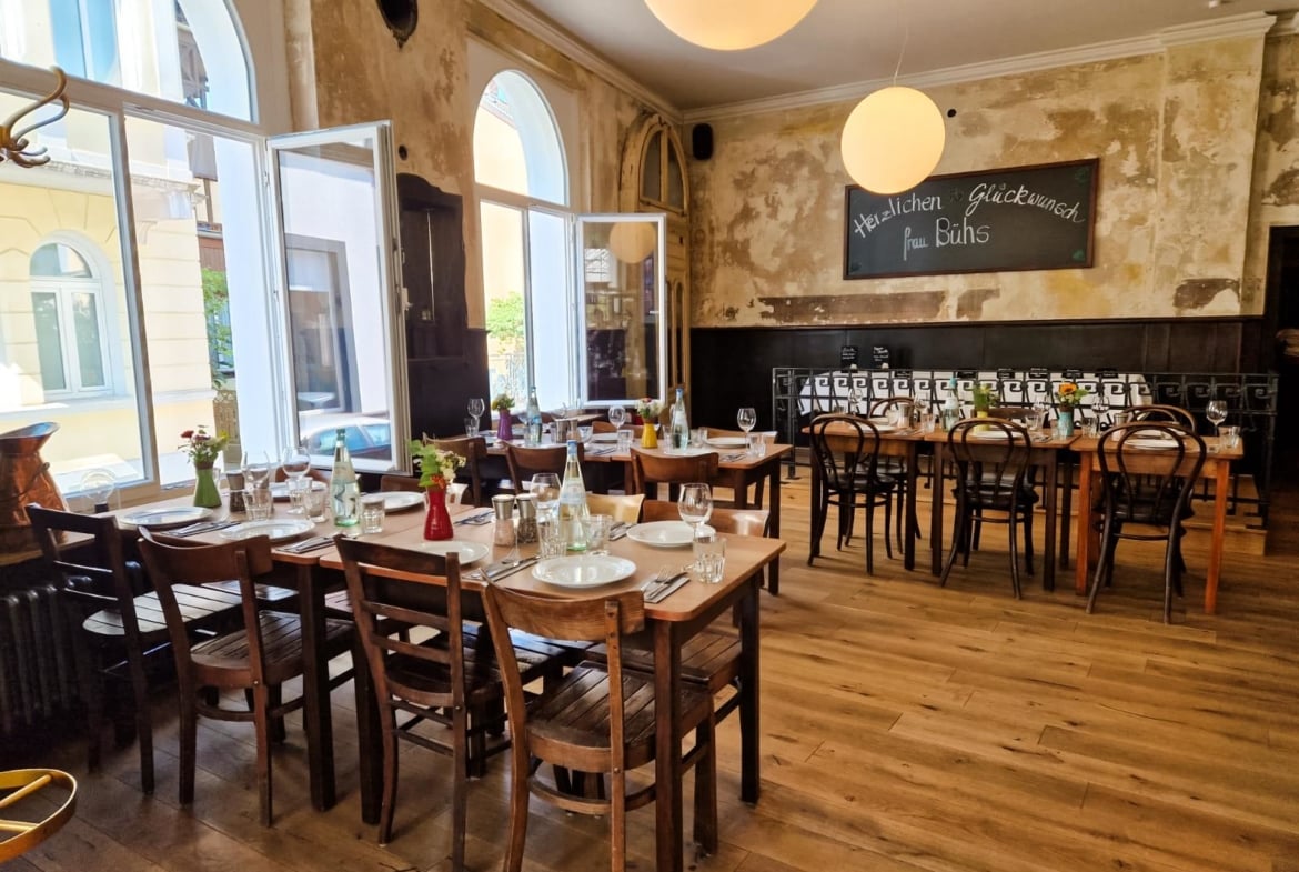 Hochzeitsfeier im Jules Verne Königswinter