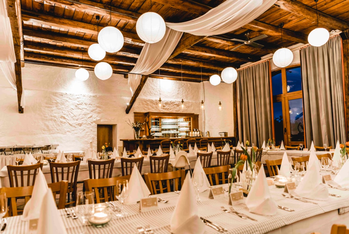 Scheunenhochzeit bei Adams Gasthof in Moritzburg