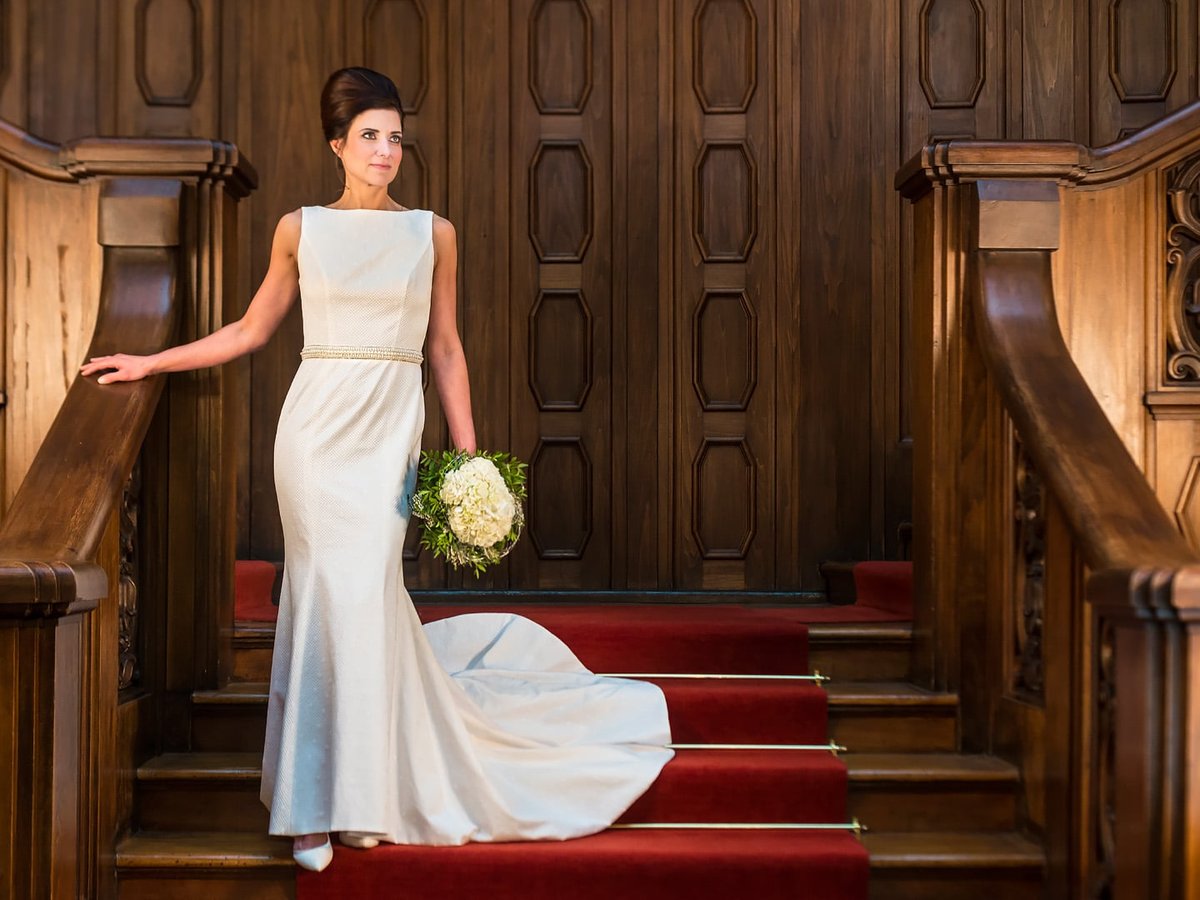 Schleppenkleid-weiss-1