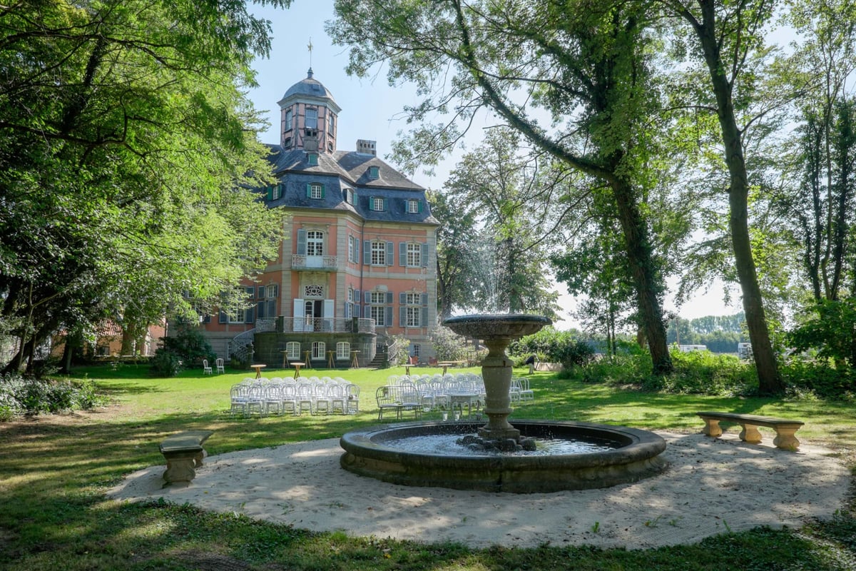 Schloss-Arff-Springbrunnen-2