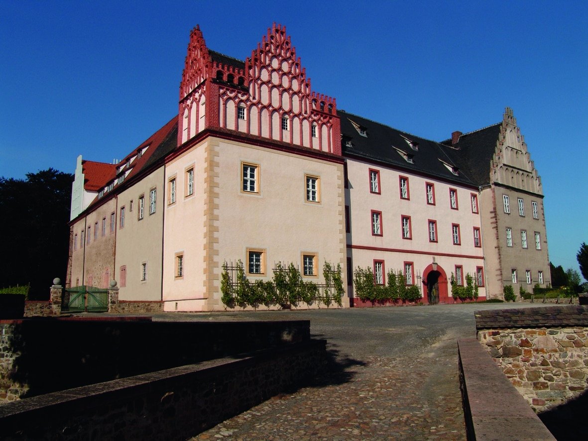 SchlossTrebsen_aussen_Eckansicht