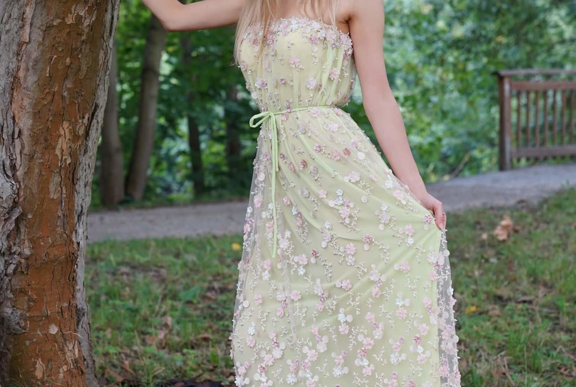 AZIZ HARBAK fashion design – hochwertigste Abend- & Hochzeitskleider im Bereich Haute Couture & Prêt-à-porter deluxe