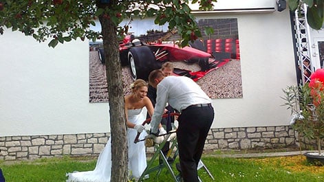 RAUSCHENDE HOCHZEITSFEIER MIT RENNSPORTFEELING