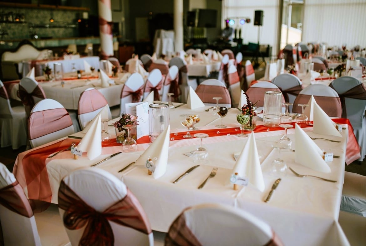 Traumhochzeit mit Tradition – Feiern auf der Rennbahn Berlin