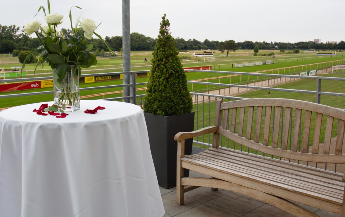 Terrasse-Saal-2
