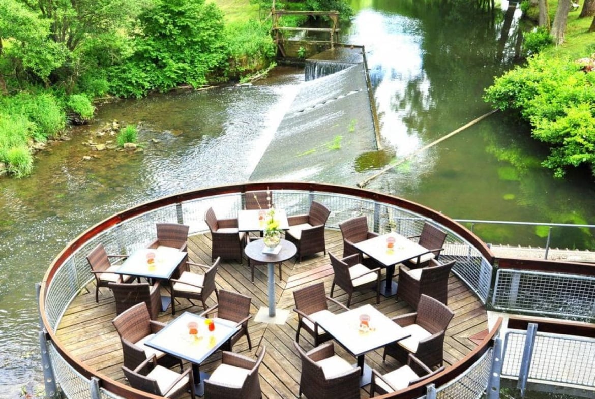 Hochzeits-Location am Fluss