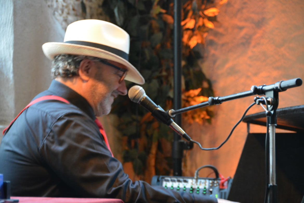 THEO DE VRIES „ONE MAN BAND“ Alleinunterhalter