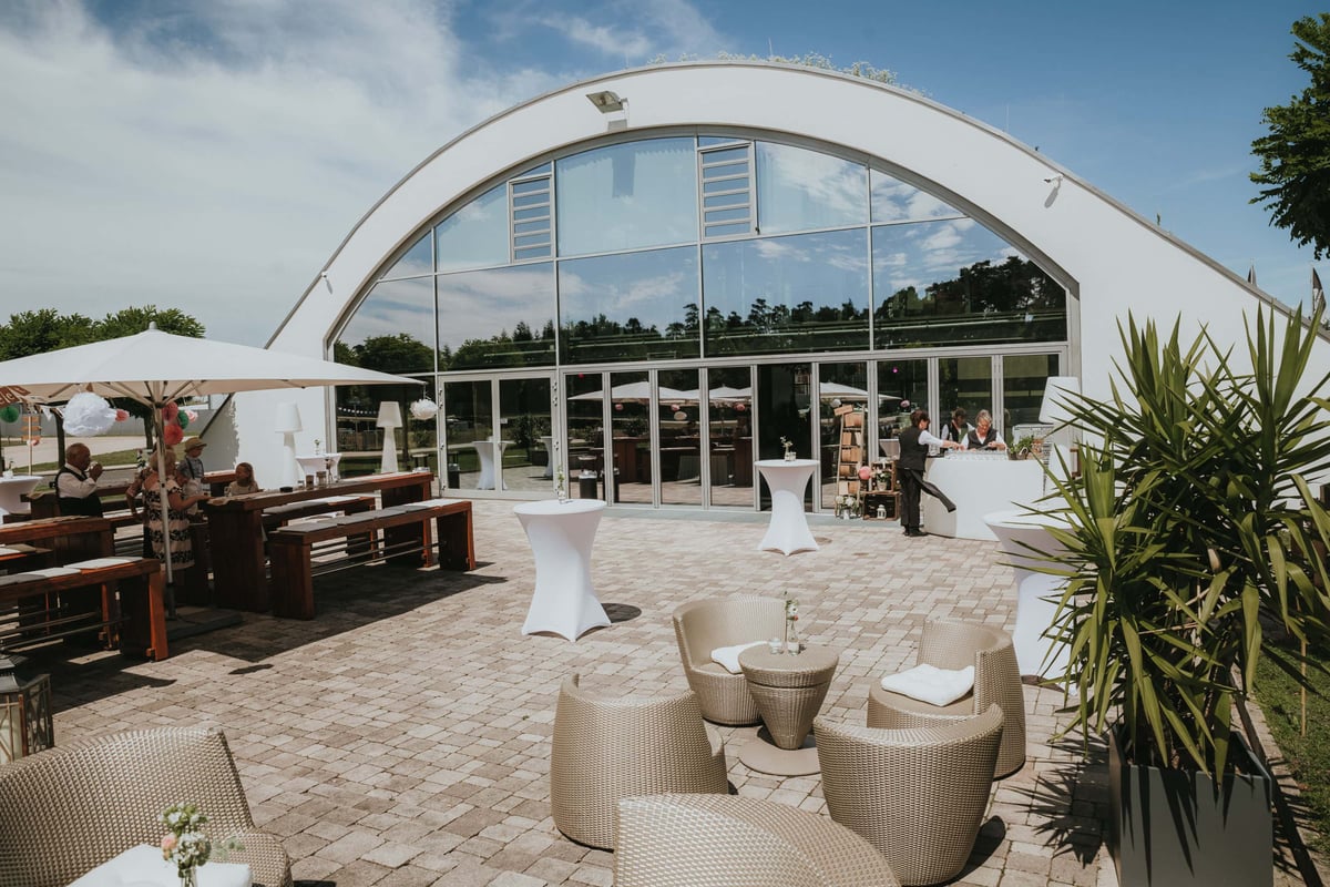 Hochzeit im Eventhangar