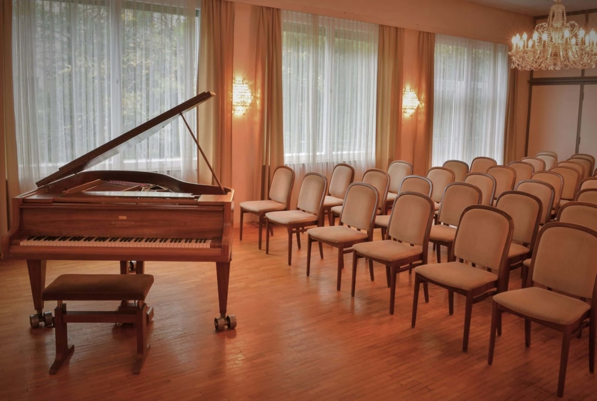 Hochzeit in “Ihrer Villa” einer Design-Ikone in Stuttgart