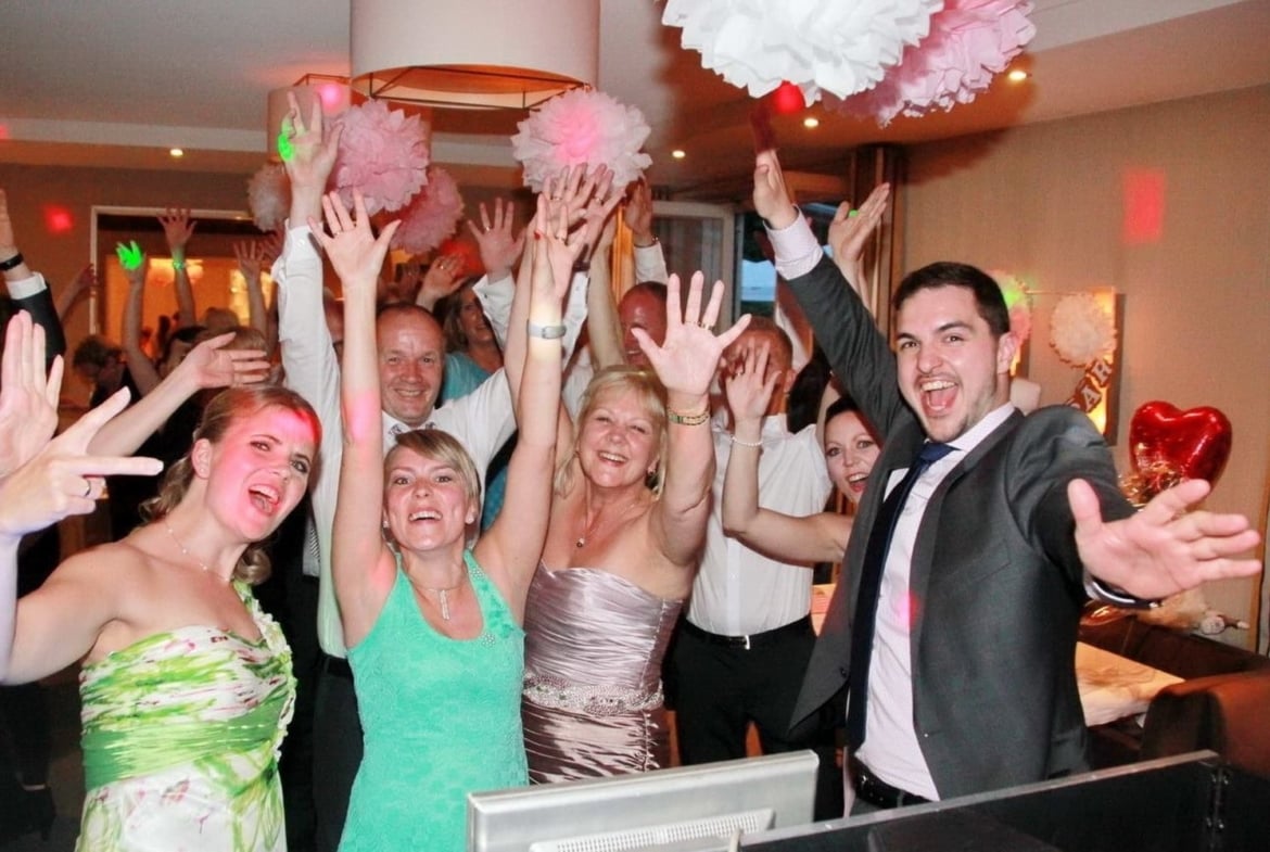 DJ MR. HAPPY für eure Traumhochzeit