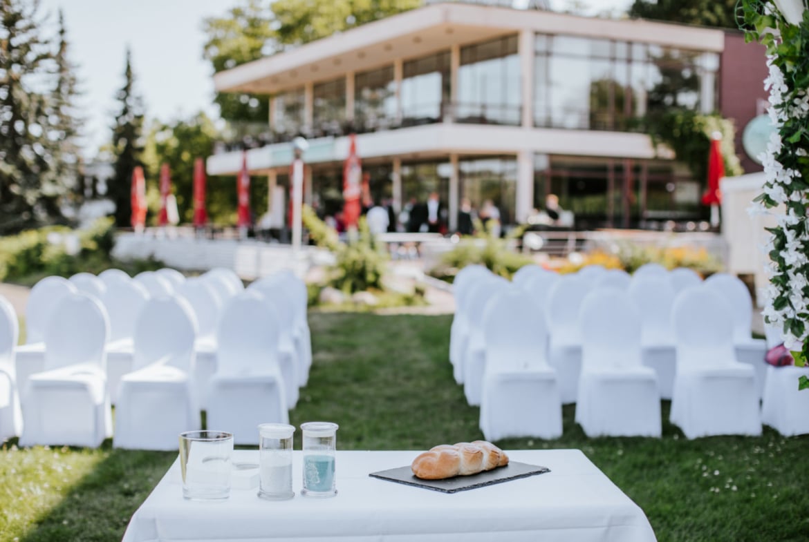 Traumhochzeit mit Tradition – Feiern auf der Rennbahn Berlin
