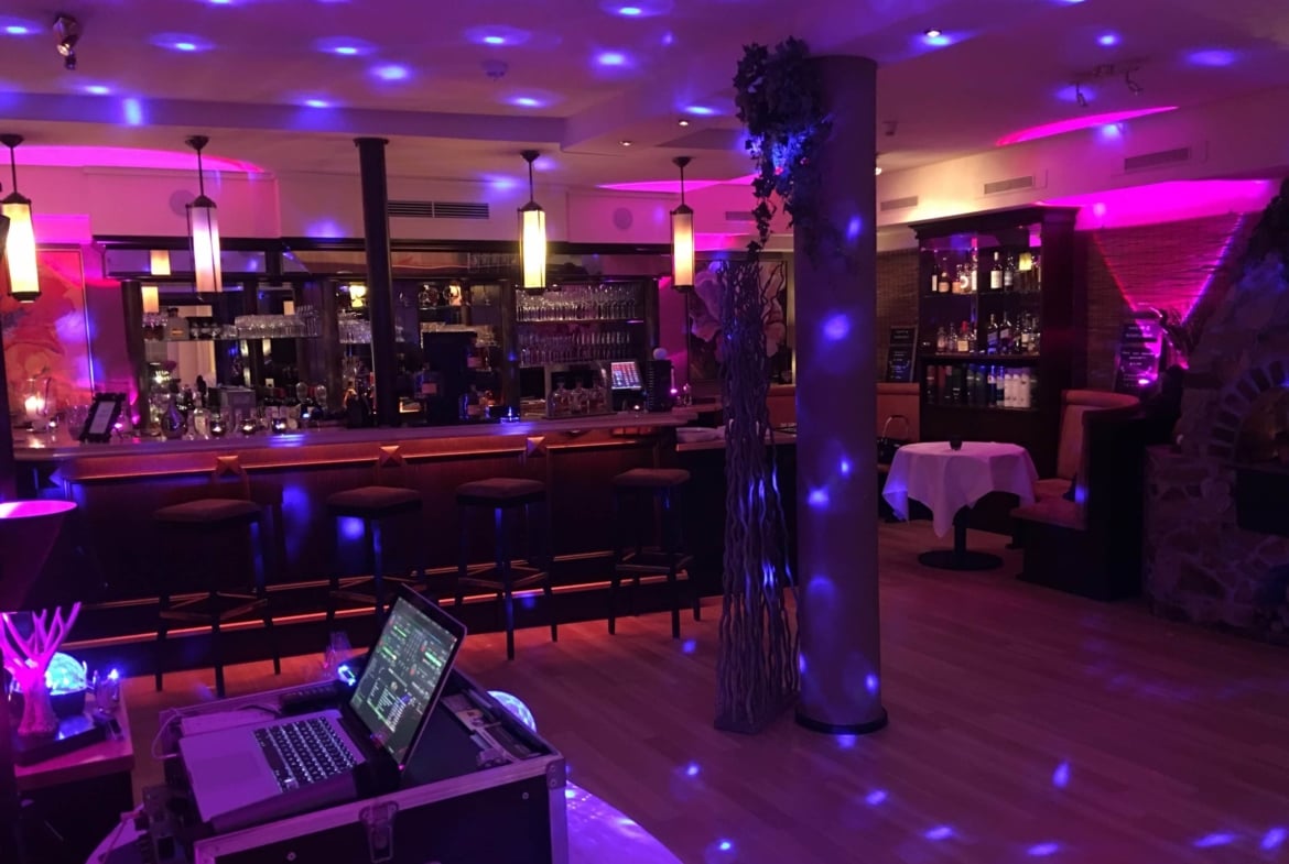 Dein professioneller Hochzeits- und Event-DJ Uwe Gläser